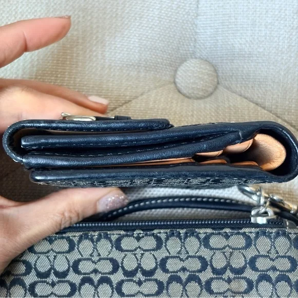 Coach Signature black and gray Y2K wallet and wristlet set - Picture 12 of 12